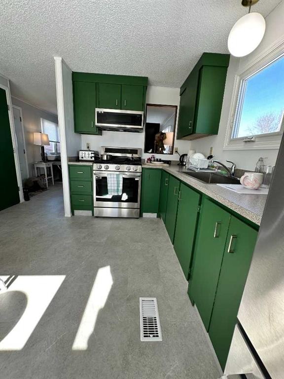 1950 5 Avenue, Wainwright, AB - Indoor Photo Showing Kitchen