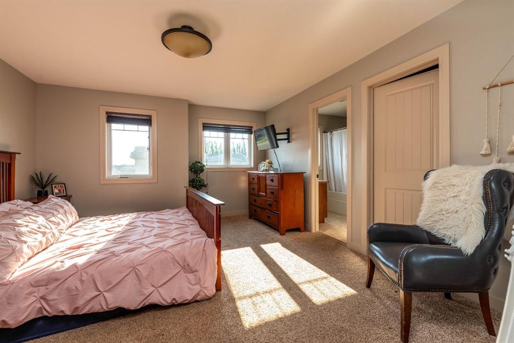 3802 74 Avenue, Lloydminster, AB - Indoor Photo Showing Bedroom