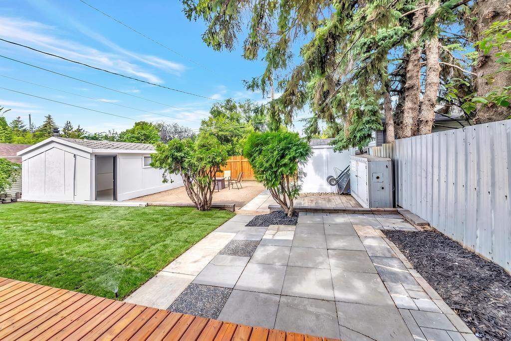 5410 46Th Street, Lloydminster, AB - Outdoor With Deck Patio Veranda