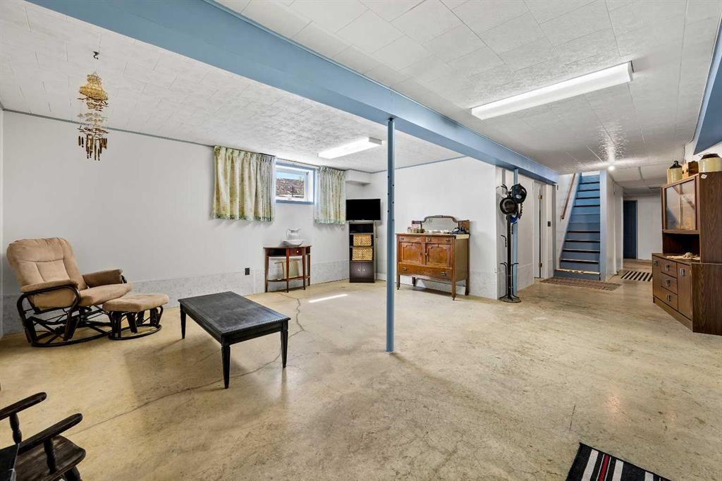 32037 Twp 504, Kitscoty, AB - Indoor