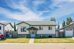 2521 11 Avenue Wainwright, AB T9W 1W2