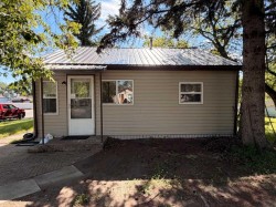 737 6 Avenue Wainwright, AB T9W 1C2