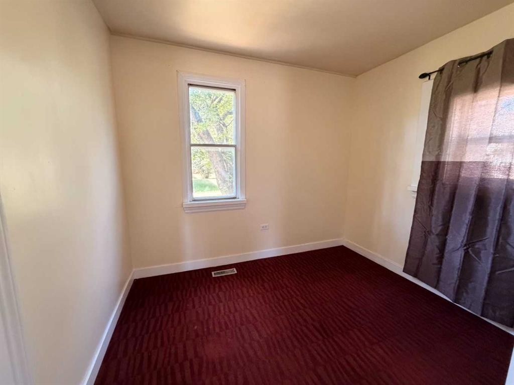 737 6 Avenue, Wainwright, AB - Indoor Photo Showing Other Room