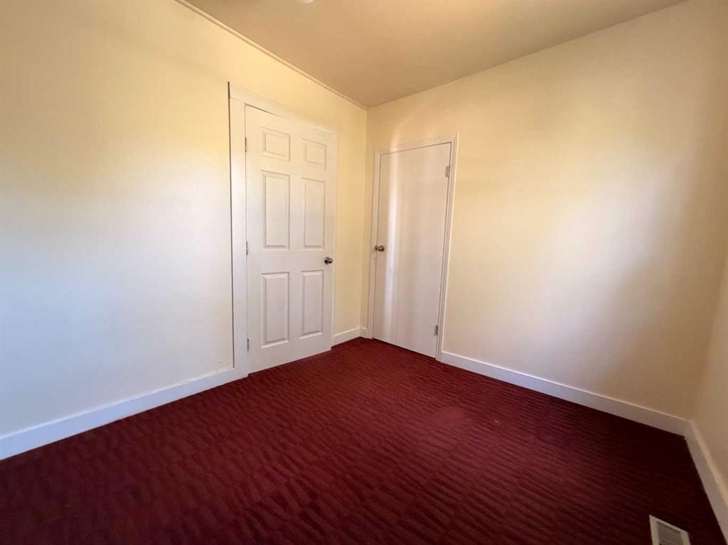 737 6 Avenue, Wainwright, AB - Indoor Photo Showing Other Room