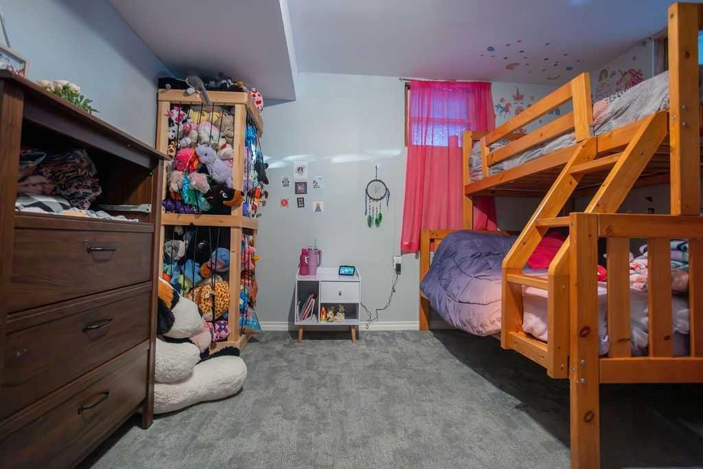 502 5 Avenue, Wainwright, AB - Indoor Photo Showing Bedroom