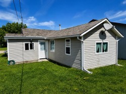 18-Railway Ave St. Walburg, SK S0M 2T0