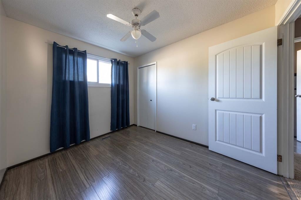 3007 52 Avenue, Lloydminster, AB - Indoor Photo Showing Other Room