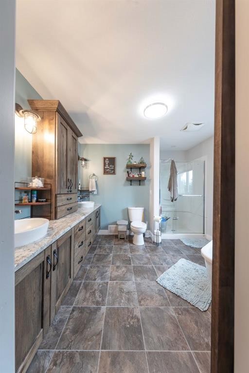 4 Sandpiper Estates, Sandy Beach, AB - Indoor Photo Showing Bathroom