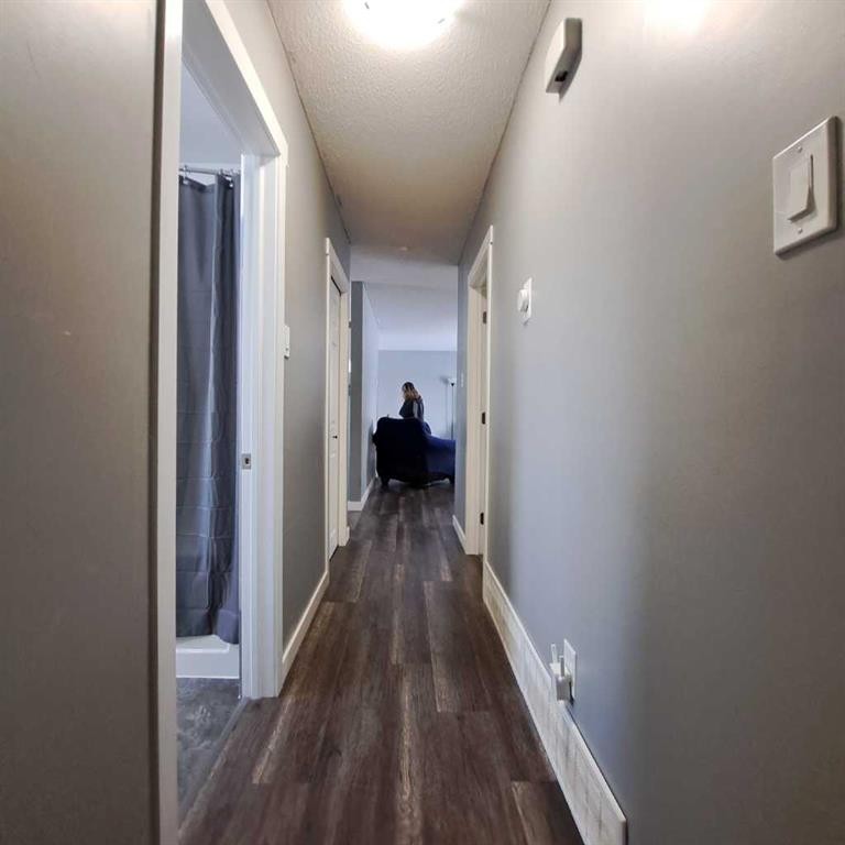 103 1St Street North, Marwayne, AB - Indoor Photo Showing Other Room