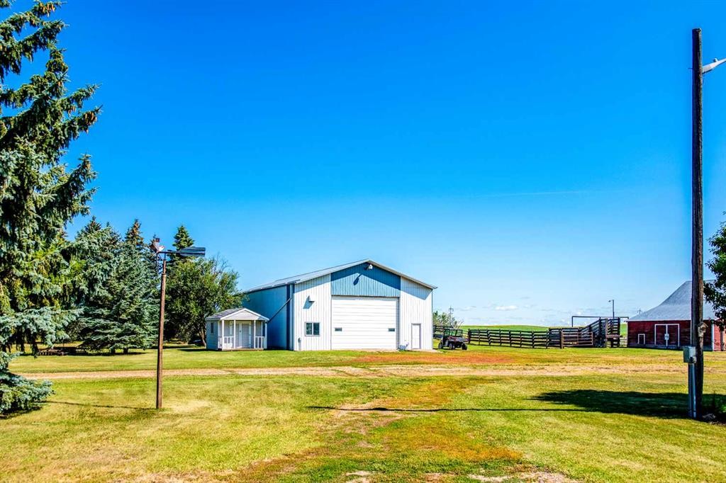 405065 Rge Rd 63, Czar, AB - Outdoor