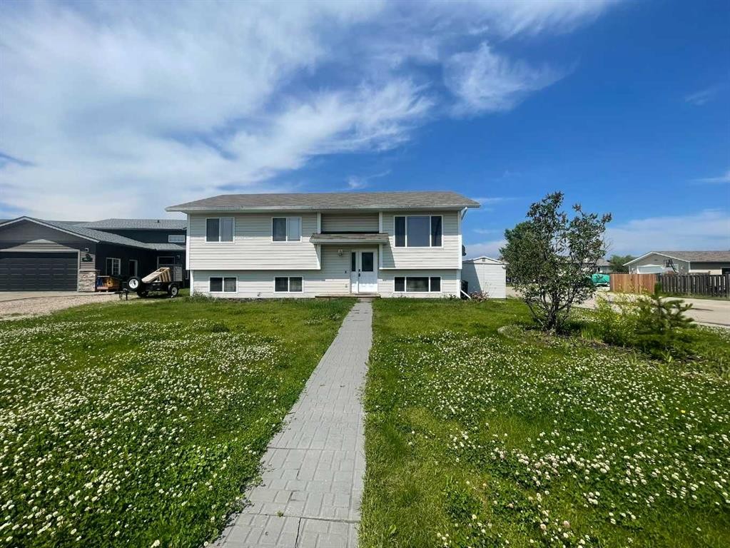 4802 64 Avenue, Cold Lake, AB - Outdoor