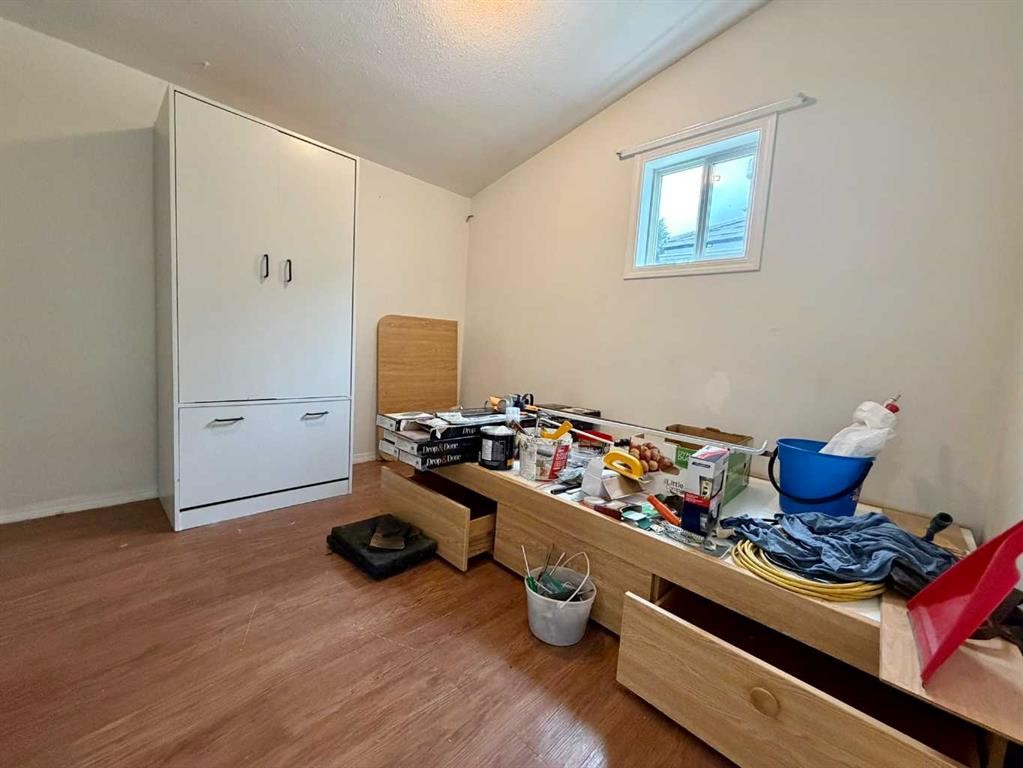1236 1 Avenue, Wainwright, AB - Indoor Photo Showing Other Room