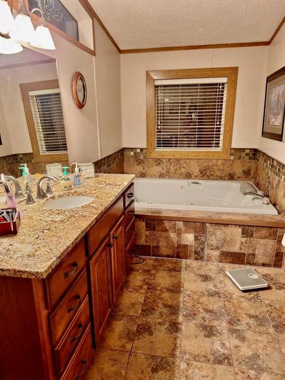 3908 51 Avenue, Provost, AB - Indoor Photo Showing Bathroom