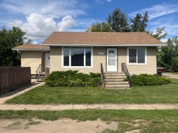 102 3 Street EASTLashburn, SK S0M 1H0