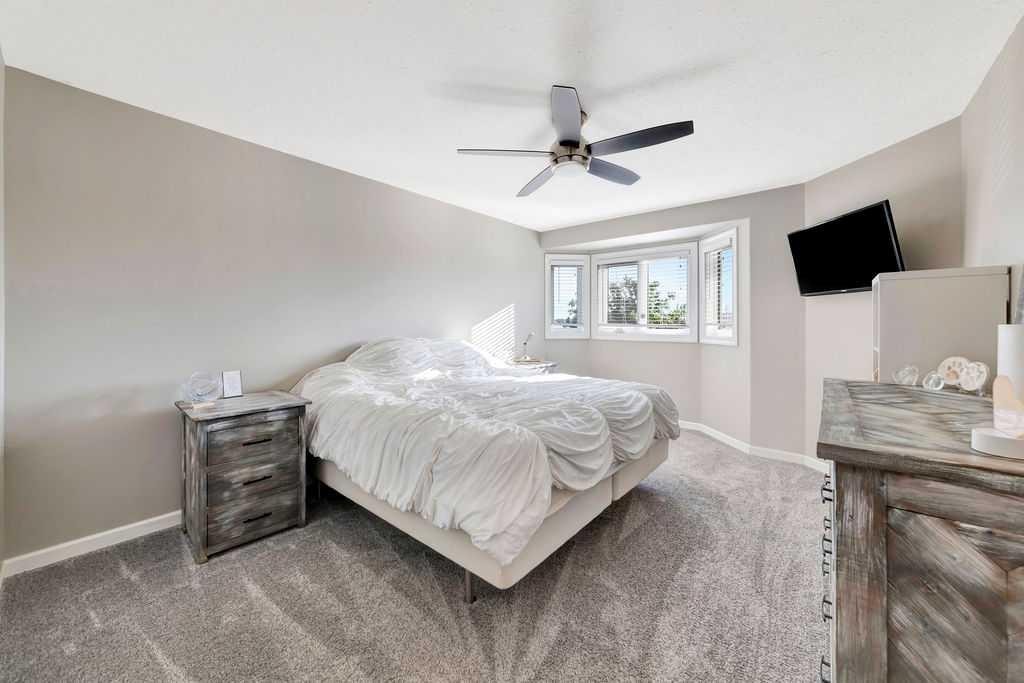 4005 60Th Avenue, Lloydminster, AB - Indoor Photo Showing Bedroom