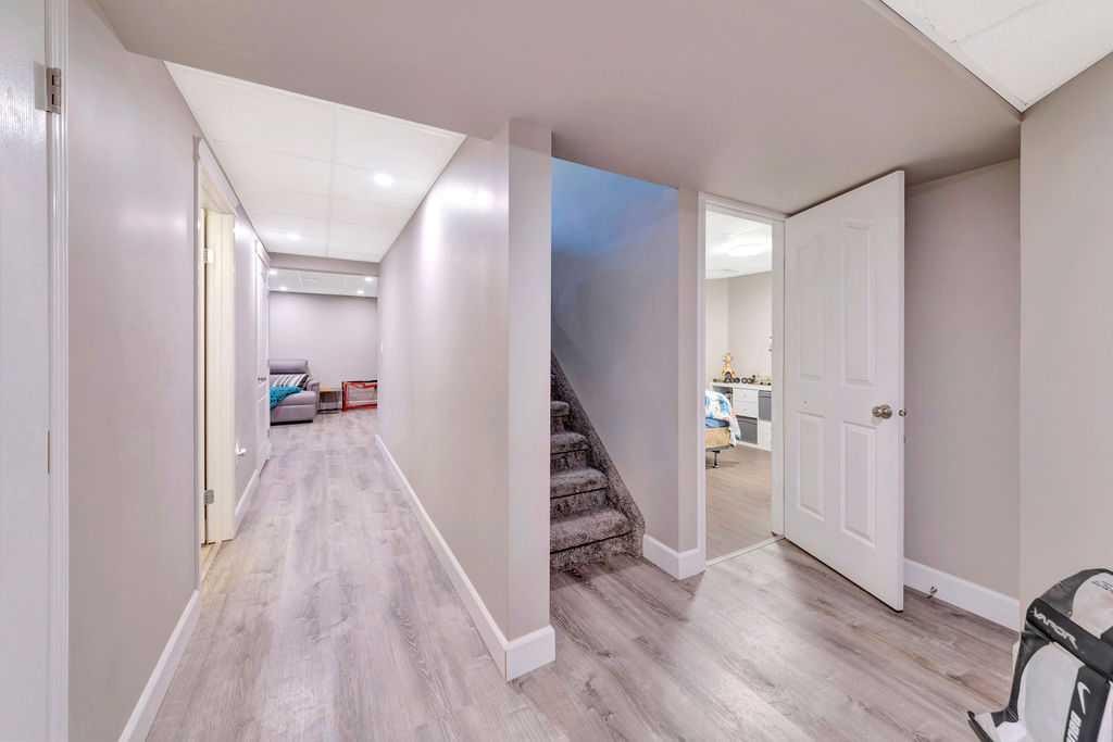 4005 60Th Avenue, Lloydminster, AB - Indoor Photo Showing Other Room