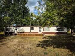 4904 51 Street Edgerton, AB T0B 1K0