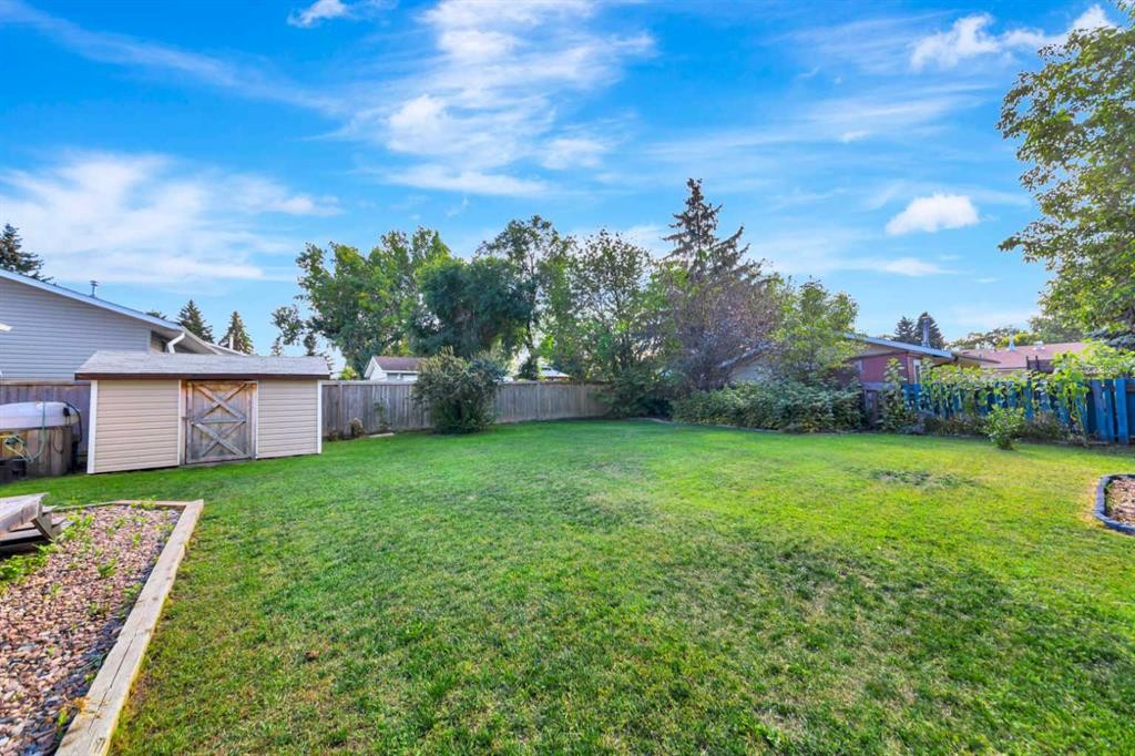 3208 54 Avenue, Lloydminster, AB - Outdoor