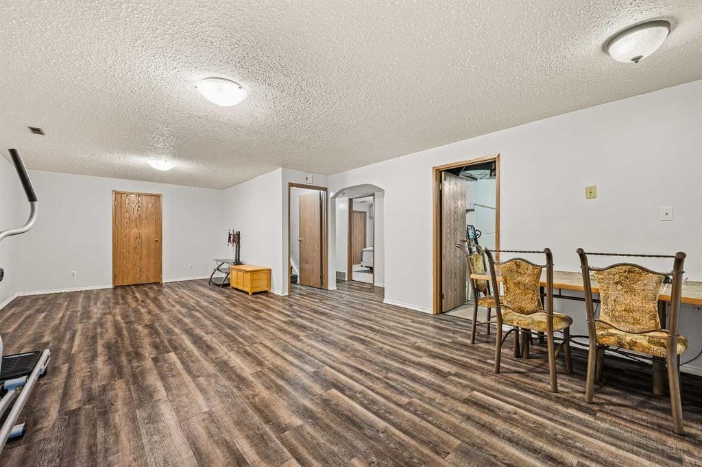 5410 28 Street, Lloydminster, AB