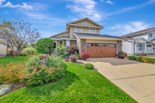 2306 52A Avenue Close  Lloydminster, AB T9V 2R5