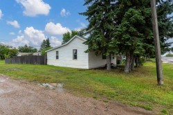 83 2 Street EASTLashburn, SK S0M 1H0