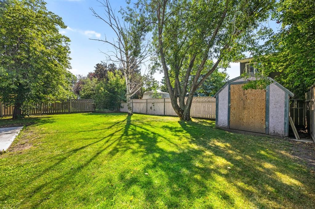 3910 57 Avenue, Lloydminster, AB