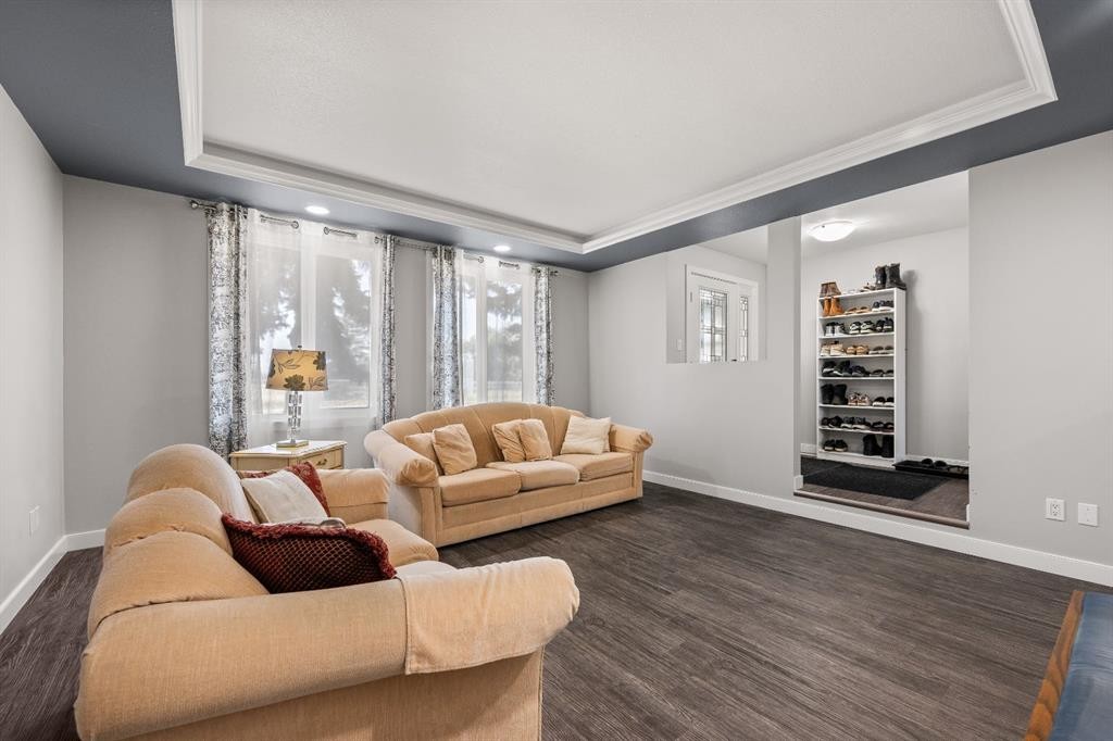 3910 57 Avenue, Lloydminster, AB