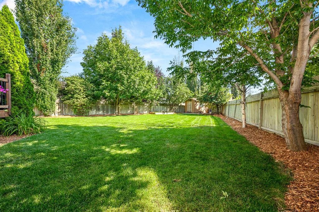 2105 52 Avenue Close, Lloydminster, AB