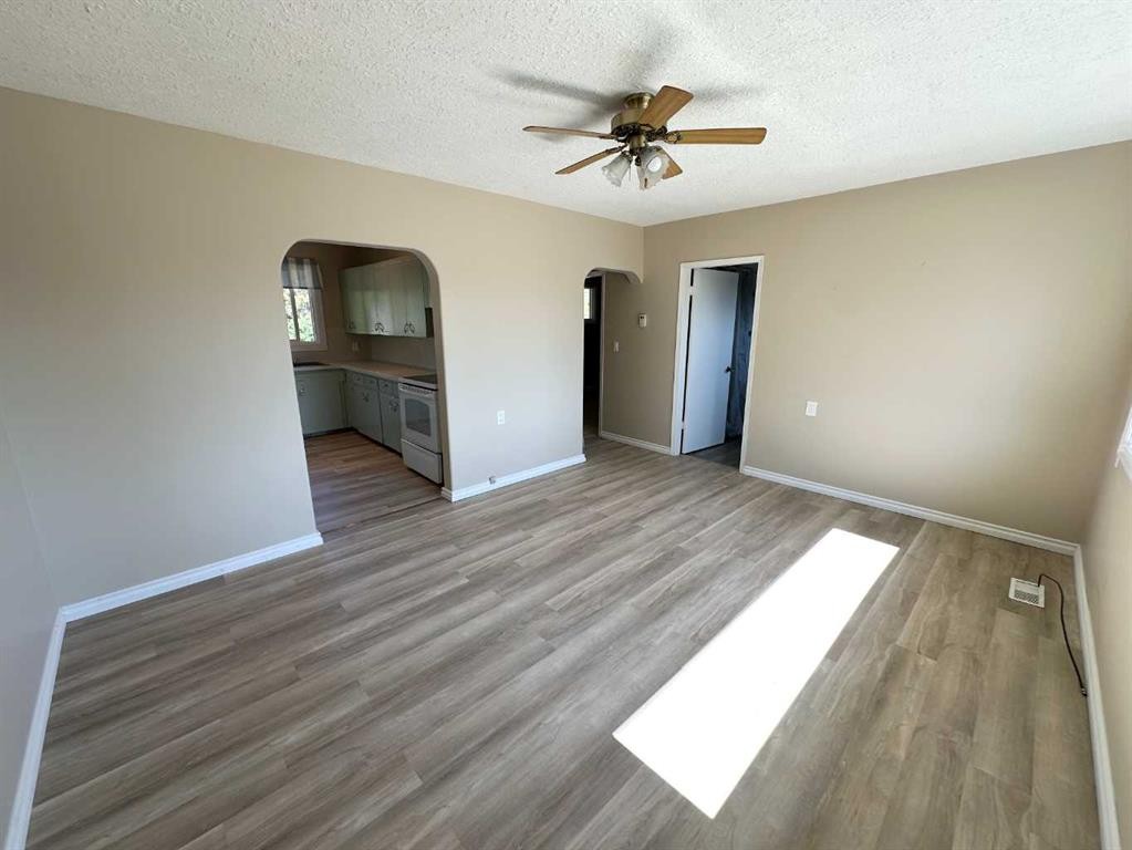 4612 49 Avenue, Vermilion, AB