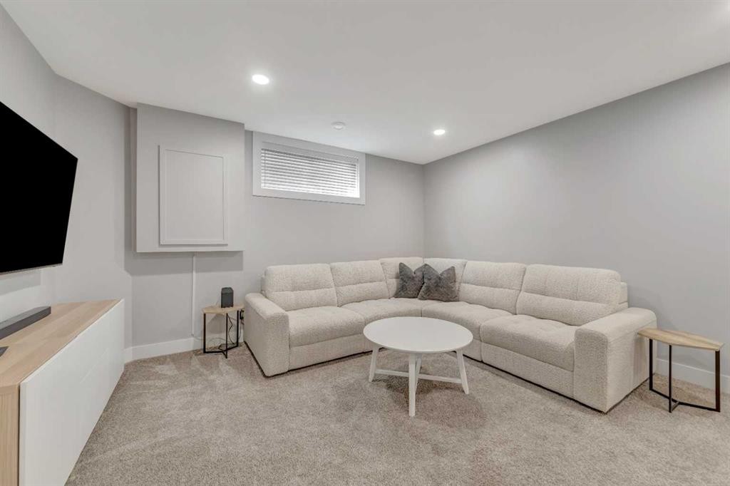 4111 34 Street, Lloydminster, SK