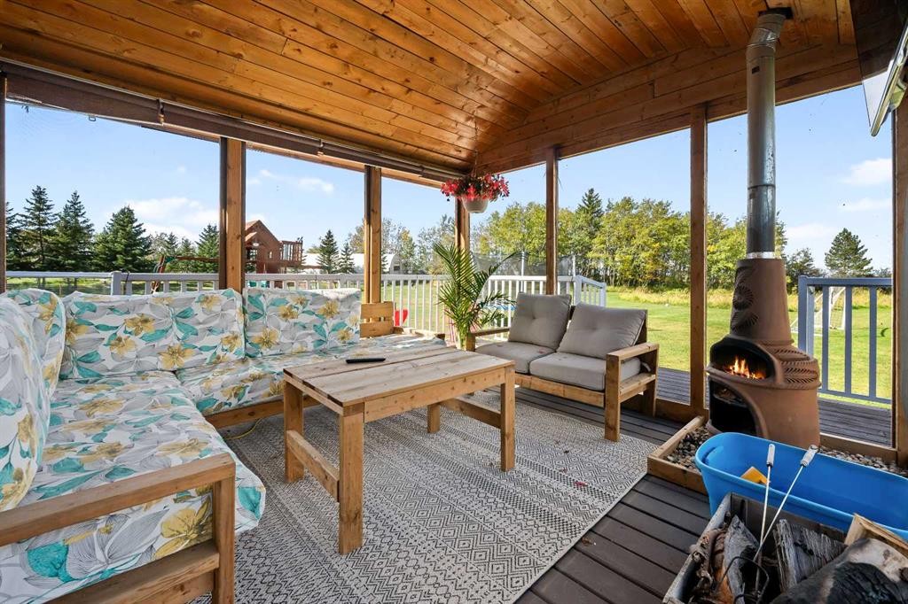 5009 50 Street, Streamstown, AB