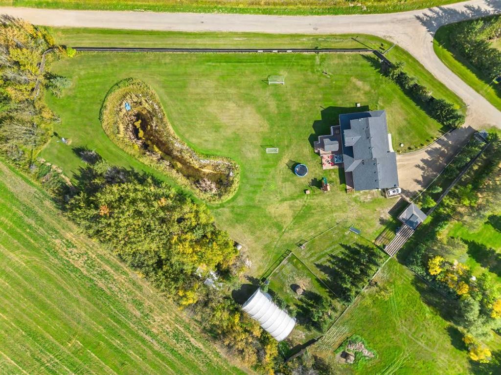 5009 50 Street, Streamstown, AB