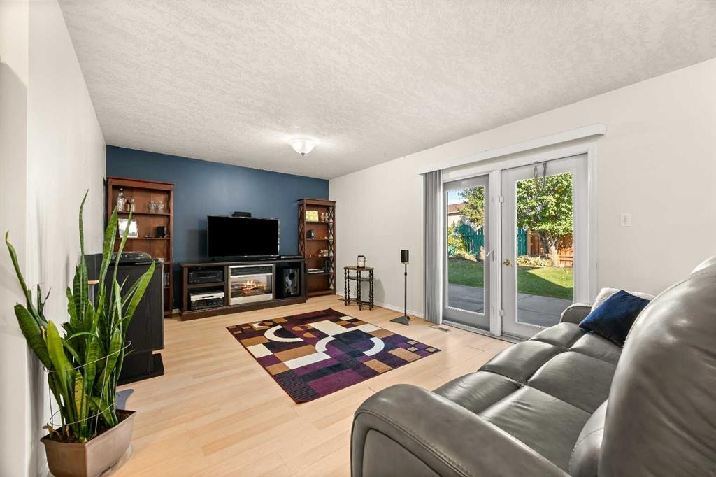 4019 58 Avenue Close, Lloydminster, AB