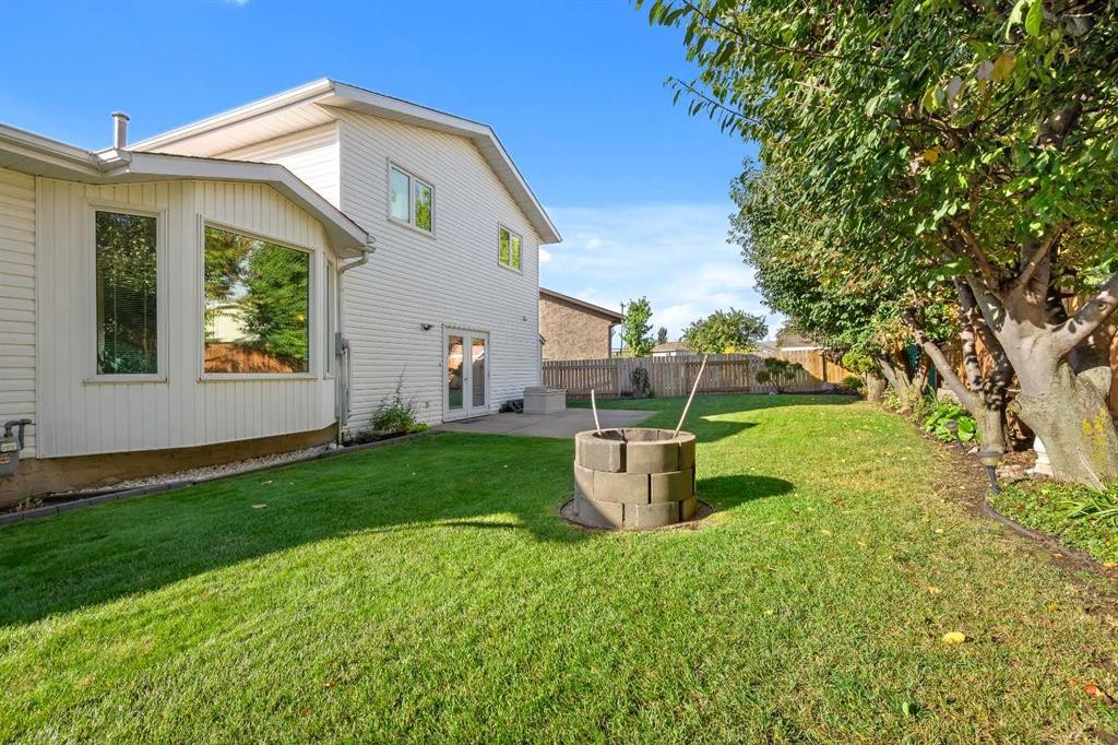 4019 58 Avenue Close, Lloydminster, AB