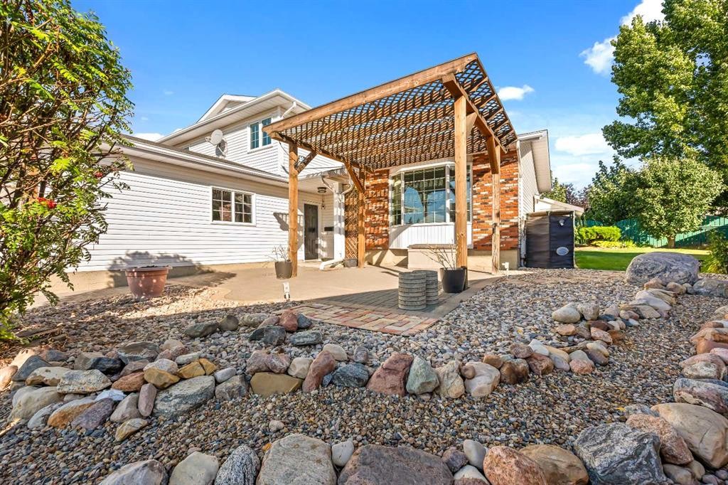 4019 58 Avenue Close, Lloydminster, AB