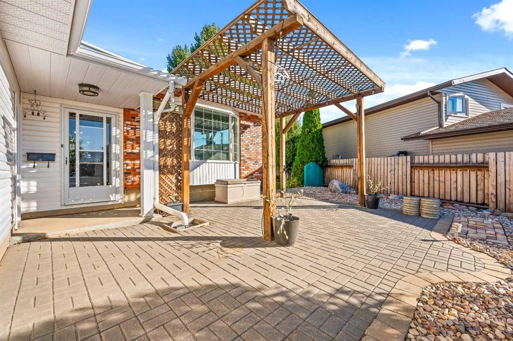 4019 58 Avenue Close, Lloydminster, AB