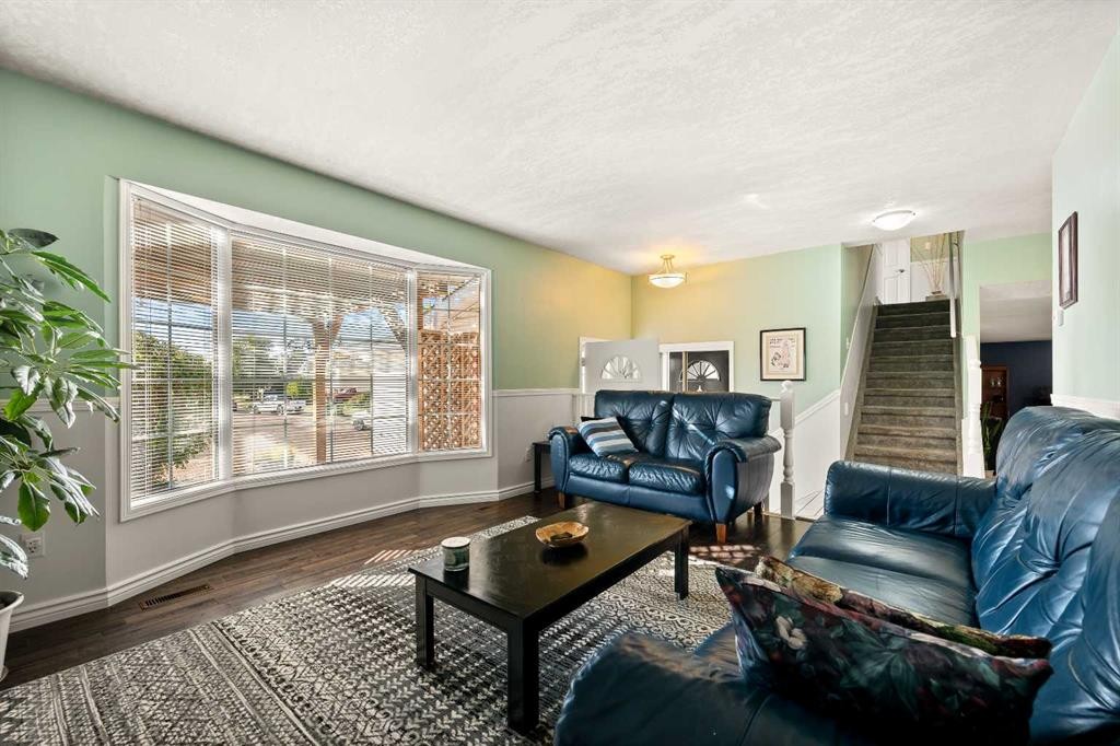 4019 58 Avenue Close, Lloydminster, AB