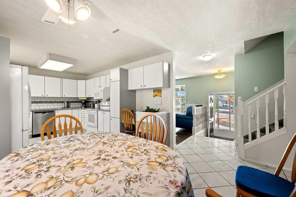 4019 58 Avenue Close, Lloydminster, AB