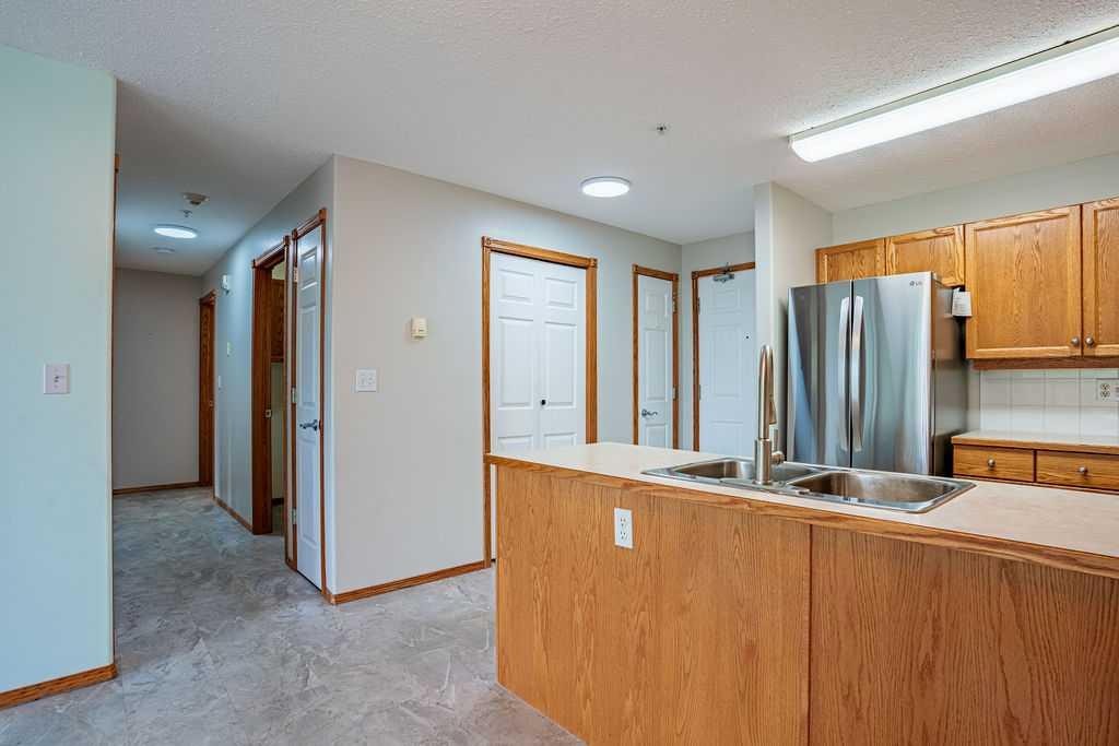 211-5120 51 Avenue, Vermilion, AB