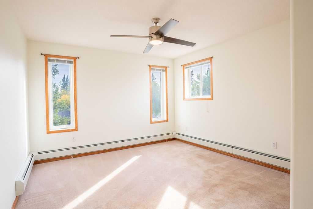 211-5120 51 Avenue, Vermilion, AB
