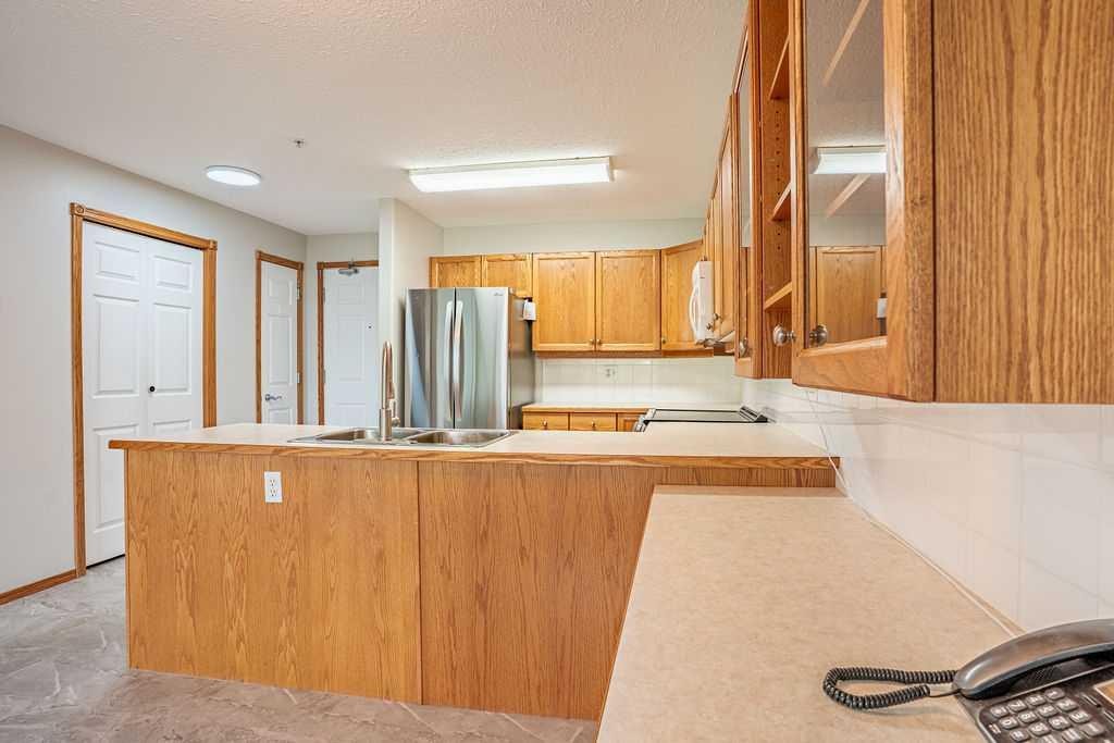 211-5120 51 Avenue, Vermilion, AB