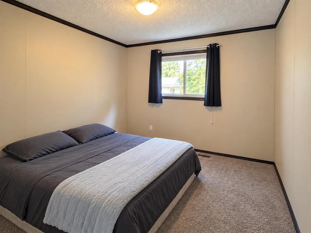 5007 44 Avenue, Vermilion, AB