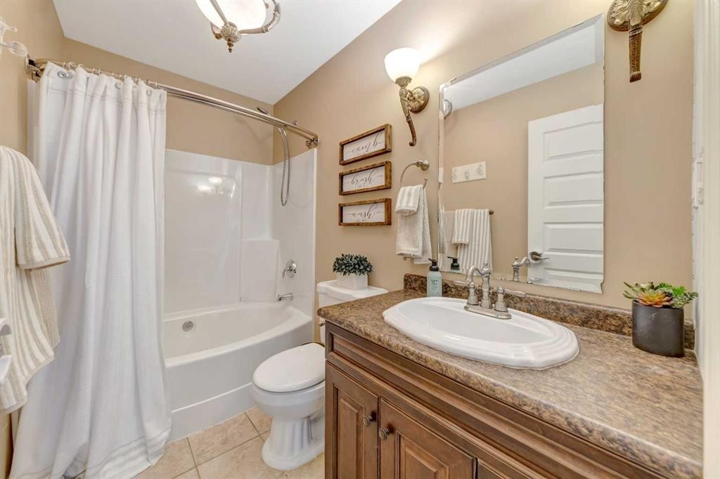 2008 47 B Avenue Close, Lloydminster, SK