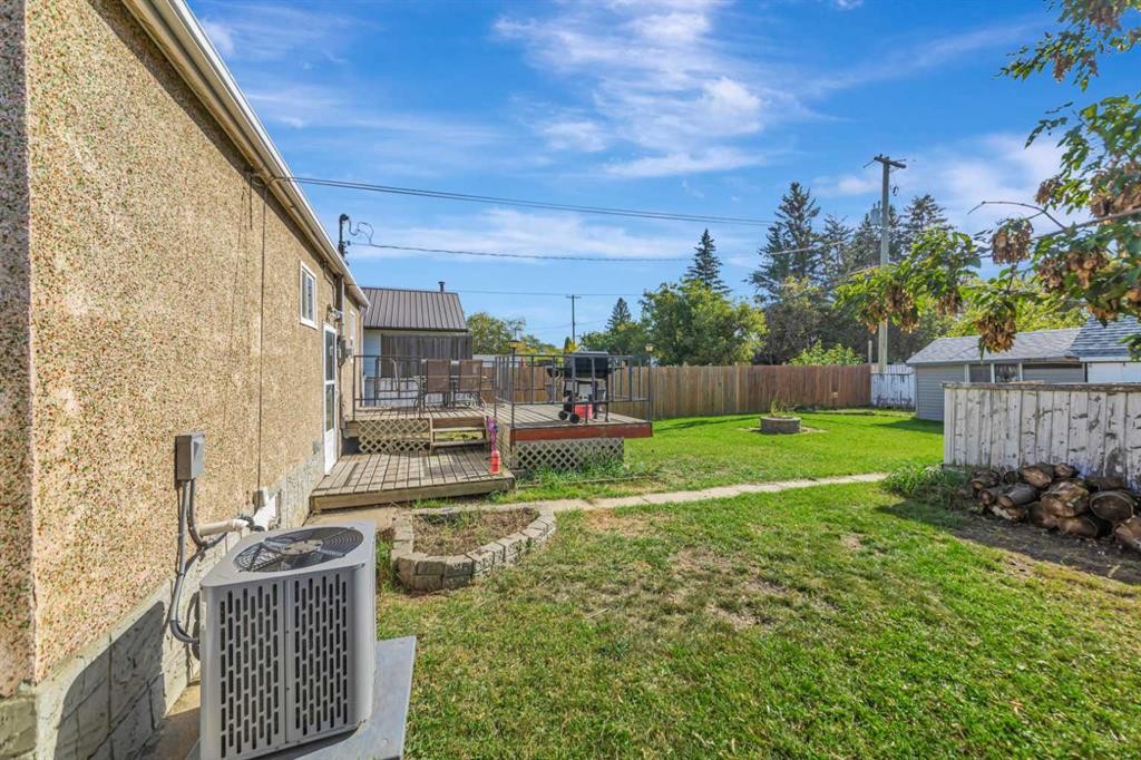 5021 54A Street, Lloydminster, AB