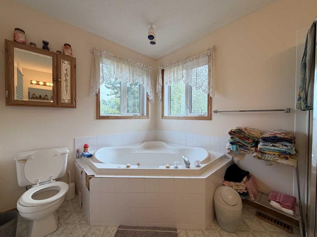 18-Combs Drive, Rural Wainwright No. 61, M.D. Of, AB