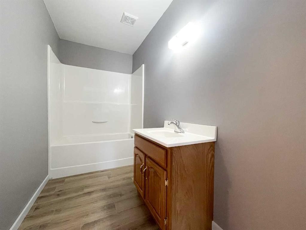 733 9 Avenue, Wainwright, AB