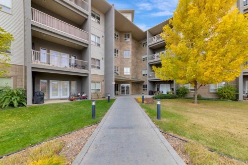 203-4102 69 Avenue  Lloydminster, AB T9V 7K5
