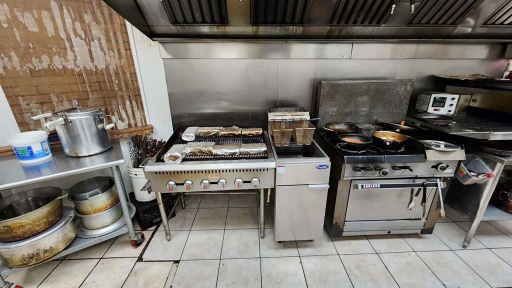 302-255 28 Street Se, Calgary, AB