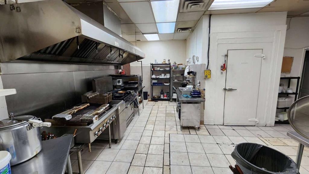 302-255 28 Street Se, Calgary, AB