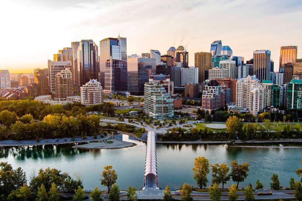 109-738 1 Avenue Sw, Calgary, AB - Outdoor With Body Of Water With View